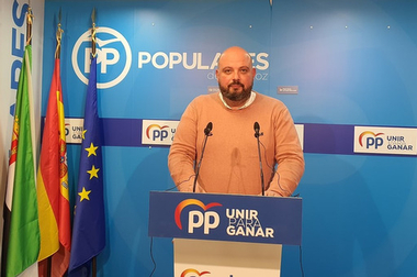 El PP de Badajoz presentará mociones en los ayuntamientos de la provincia y Diputación y recogerá firmas para exigir el cese de Garzón como ministro 