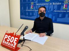 Cabezas pide menos propaganda y más trabajo a PP y Cs