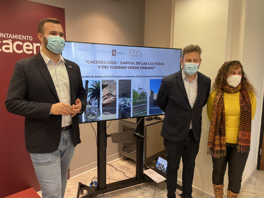 Cáceres invertirá 4,8 millones de euros para diversificar el turismo con actuaciones en la Ribera del Marco y la Cueva de Maltravieso