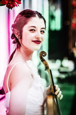 María Dueñas debuta con la Orquesta de Extremadura