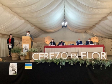 Vergeles destaca la importancia del Cerezo en Flor como un modelo de desarrollo basado en el sector primario y el turismo