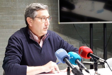 La Junta de Extremadura achaca la subida del desempleo de marzo a la inflación, el paro del transporte y la sequía