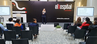 Alumnos de colegios de Badajoz participan en un ''Demolab Maker'' en el Hospital