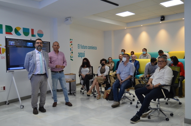 Nueve empresas ofrecen sus proyectos a ayuntamientos para poder acceder a ayudas al desarrollo de pueblos inteligentes