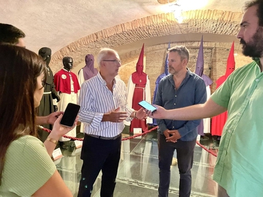 El Ayuntamiento y la Unión de Cofradías colaboran para revitalizar el centro turístico de la Semana Santa