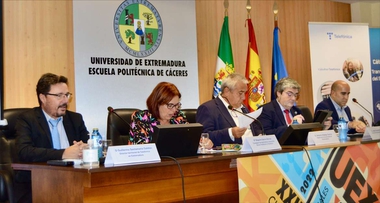 Begoña García destaca la importancia de la digitalización en el futuro del sector agroganadero y agroalimentario