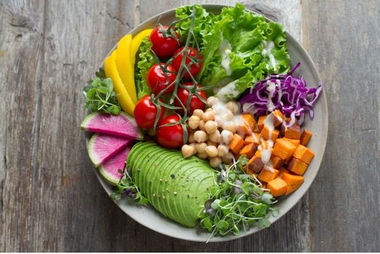 Cómo bajar de peso siguiendo una dieta vegetariana