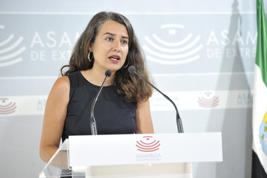 Irene de Miguel: ''El acuerdo de gobierno entre PP y Vox es un acuerdo humillante, no solo para la señora Guardiola, sino también para Extremadura''