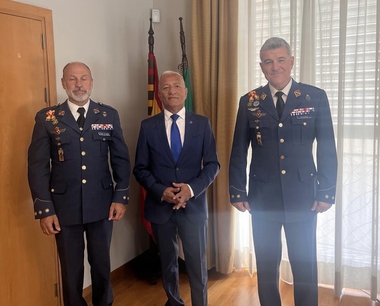 El delegado del Gobierno recibió hoy al nuevo Coronel Jefe de la Base Aérea de Talavera la Real