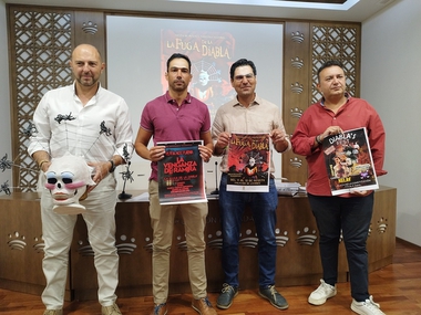 El terror y la fiesta inundan Valverde de Leganés con su 'Fuga de la Diabla'