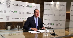 El consejero de Salud destaca que 