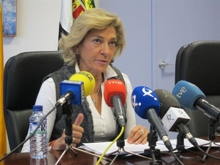 La lista de espera para percibir la ayuda a la dependencia en Extremadura baja un 71%, por encima de la media nacional
