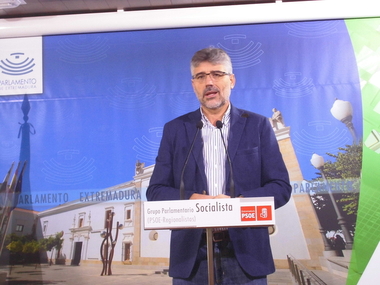 El PSOE señala que si Monago quiere hacer una Ley contra la corrupción cuente con ''todos'' los aspectos de esta
