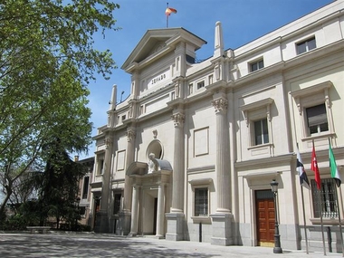 El Senado no pide justificación a los senadores de los viajes que les paga ''para el desempeño de su función''