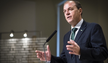 El paro bajará del 25% en Extremadura el año próximo si se aprueba la reforma fiscal, asegura Monago