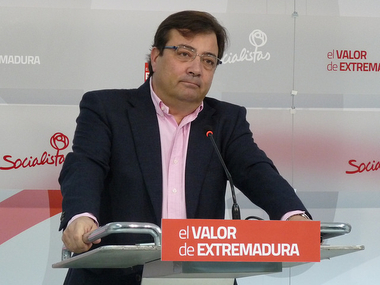 Vara ofrece ''su absoluta disponibilidad'' a Monago para tratar los proyectos financiados con el 'Plan Juncker'