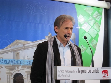 Escobar, ''moderadamente satisfecho'' con unos Presupuestos a los que IU ha incorporado enmiendas importantes