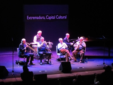 Woody Allen y la New Orleans Jazz Band dejan un buen recuerdo en Badajoz