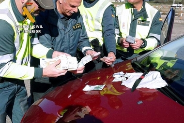 La Guardia Civil detiene en Jerez de los Caballeros al presunto autor de un atraco en Higuera la Real