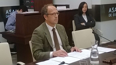 Agricultura explica en el Parlamento el Programa de Desarrollo Rural enviado a la UE para invertir1.187 millones de euros en el campo extremeño