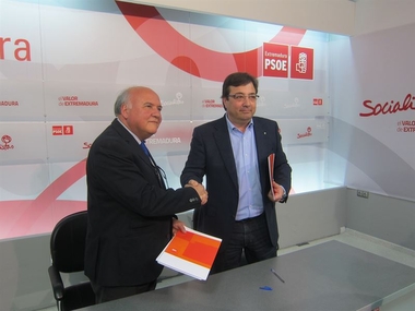 SIEX vuelve a la 'casa' del PSOE, si no para quedarse, al menos para estar