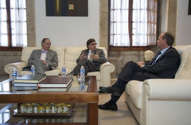 El presidente Monago asiste al nombramiento del cónsul honorario de Israel en Cádiz, Huelva y Extremadura