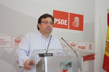 Vara critica el 'derroche de medios' para 'vender a Monago' y 'no para vender a Extremadura'