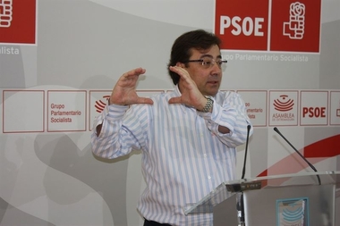 Vara considera que Extremadura ha hecho el 'primo' y pregunta por 'cuánto' ha perdido por no acogerse al FLA