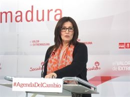 ElPSOE renueva al 75% en Badajoz y al 97% en Cáceres sus listas para las autonómicas