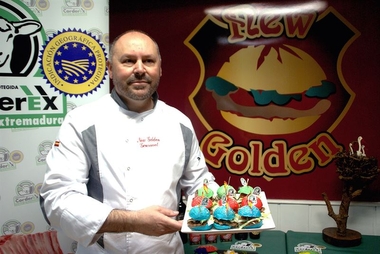 Corderex y New Golden Burger presentan la primera hamburguesa de cordero con IGP de Extremadura