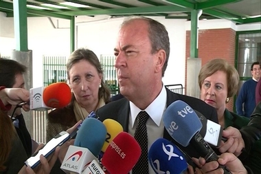 El Tribunal Supremo archiva la querella contra Monago por sus viajes a Canarias