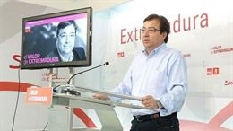 El líder del Partido Socialista opina que Extremadura necesita tranquilidad en vez de crispación y enfrentamientos