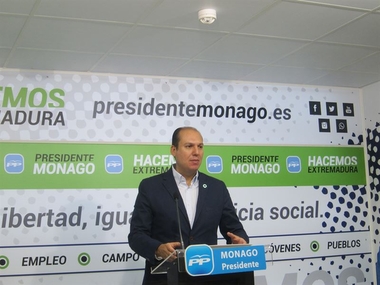 Carrón acusa a Vara de proponer cosas que no hizo cuando gobernó y los ejecutivos del SES ganaban 2 millones de euros más al año
