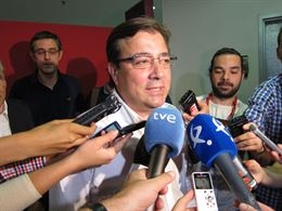 Vara critica que Monago hable del debate y dice que no te puedes fiar de él