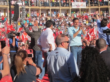 Sanchez considera que el PP ganará las elecciones si no lo impide el PSOE