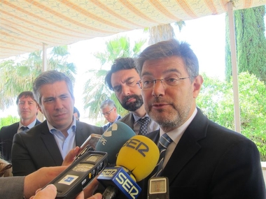 Catalá dice que utilizar información fiscal como la de Aguirre en época electoral contamina el debate de ideas