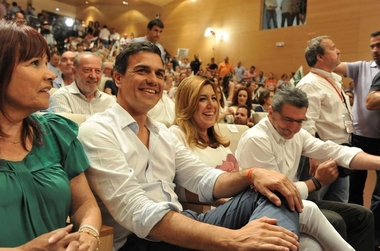 Susana Díaz muestra su alegría por la victoria de Vara porque ambas regiones comparten historia y esfuerzo