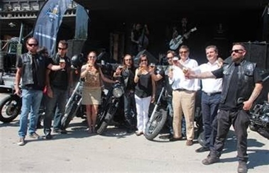 Una ruta motera para concienciar sobre los riesgos de conducir bajo los efectos del alcohol pasa por Extremadura