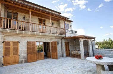 El precio medio de las casas rurales en Extremadura para este verano es el octavo de todas las CCAA