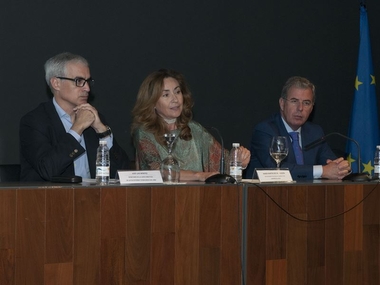 Extremadura participa en un proyecto europeo que analiza el uso del corcho para la obtención de la excelencia del vino
