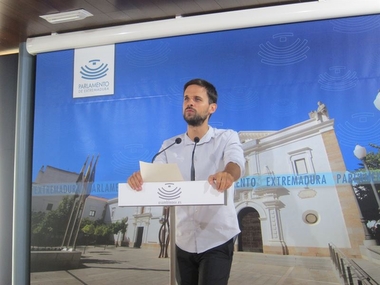 Podemos considera 'un motivo de orgullo' que uno de sus diputados participara en la interrupción del informativo de TVE