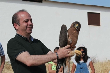 Santos Jorna destaca la 'riqueza de la biodiversidad extremeña' y se compromete a mantener su 'posición privilegiada'