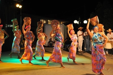 El Festival Folklórico Internacional de Extremadura arranca este jueves su programación con un desfile en Badajoz