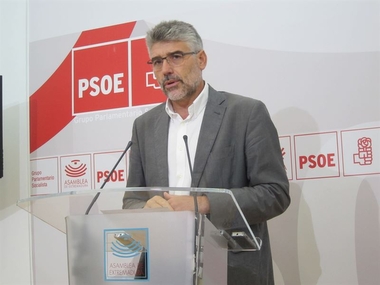 El PSOE alerta de la 'destrucción' de 29.000 empleos en la región durante los cuatro años de gobierno de Monago