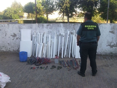 Dos detenidos por robar 10 kilos de cobre y 30 de aluminio de una industria cárnica cercana a Arroyo de la Luz