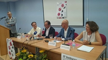 La Junta de Extremadura destaca el valor del folclore como 'patrimonio material e inmaterial' de la región