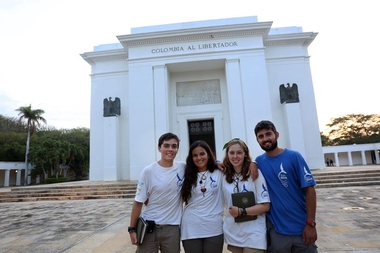 Los expedicionarios extremeños de la Ruta BBVA visitan Colombia