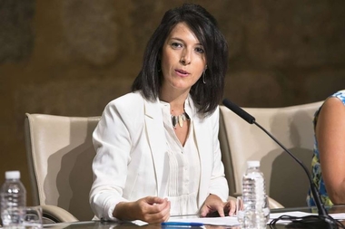 La Junta de Extremadura tacha de 'buena' aunque 'electoralista' la bajada de un 20% de la ratio alumno/profesor