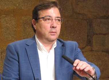 Vara se compromete a cumplir con el objetivo de déficit en Extremadura pero pide tiempo a Montoro
