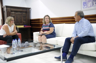 Blanca Martín y Mercedes Vaquera abordan nuevas líneas de colaboración entre la Asamblea y el Consejo Económico y Social